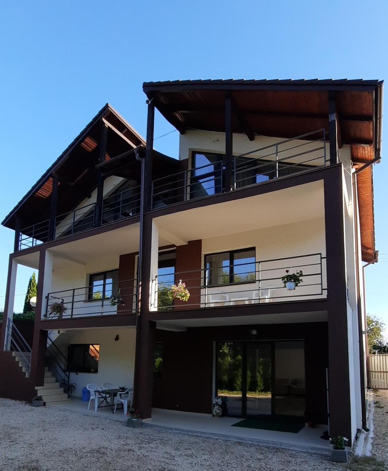 Vila Emma Rîşnov Εξωτερικό φωτογραφία